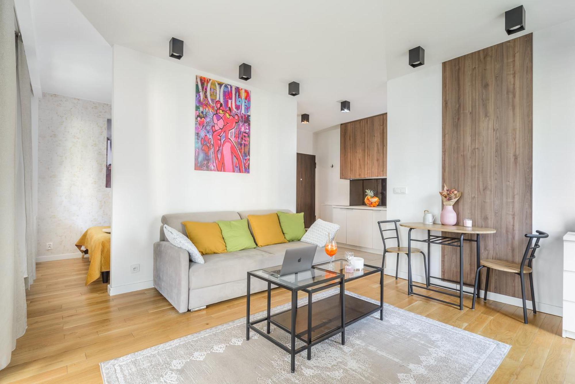 Lumina Apartment With Parking Near Muzeum Powstania วอร์ซอ ภายนอก รูปภาพ