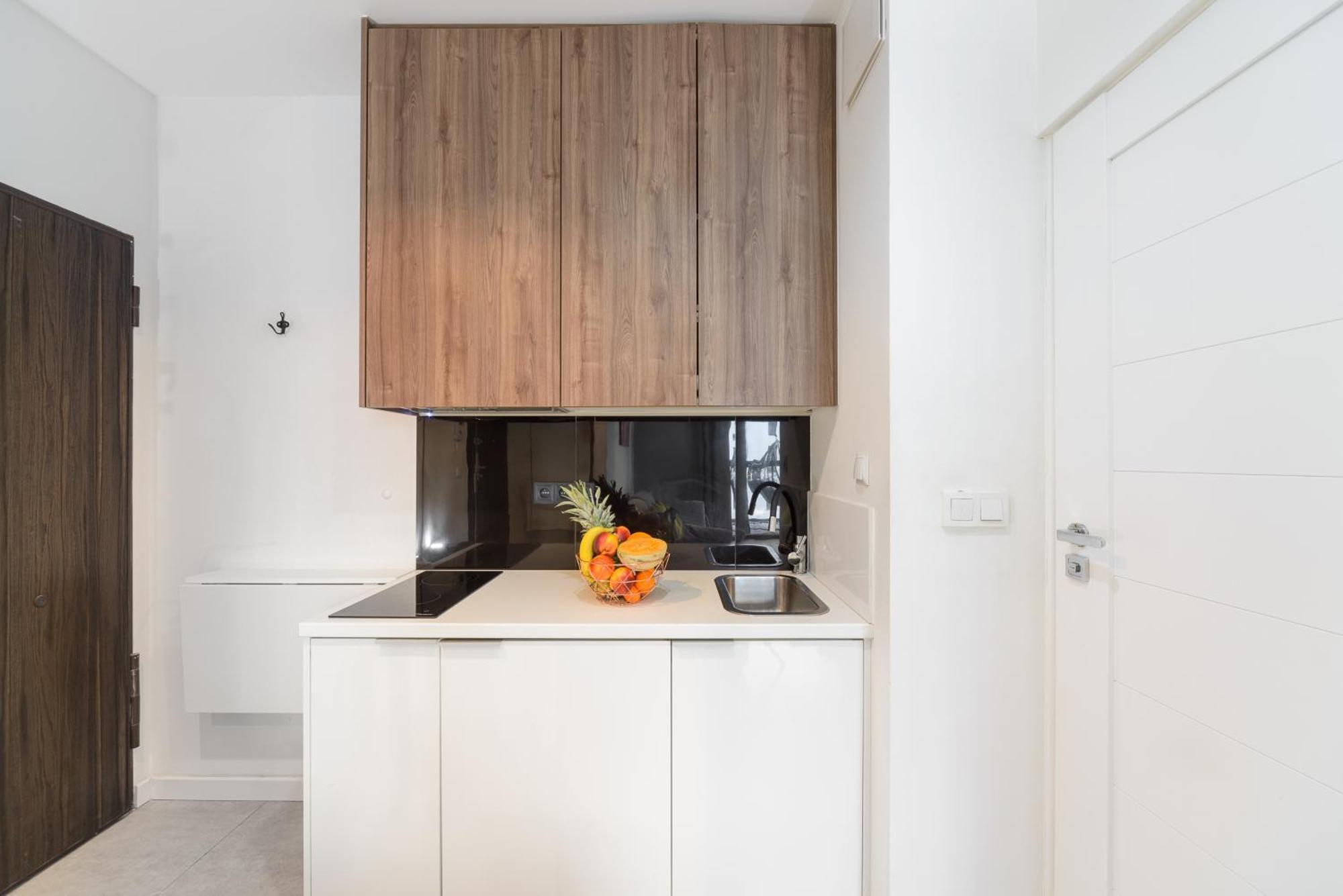 Lumina Apartment With Parking Near Muzeum Powstania วอร์ซอ ภายนอก รูปภาพ