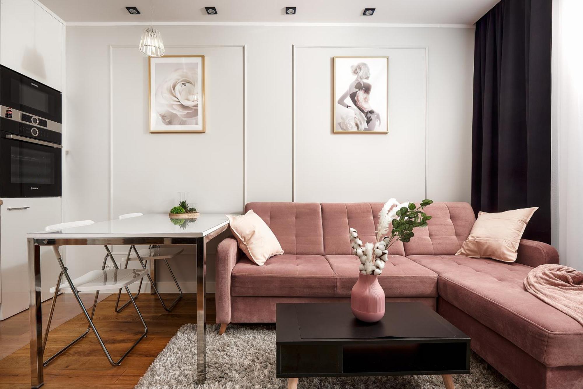 Lumina Apartment With Parking Near Muzeum Powstania วอร์ซอ ภายนอก รูปภาพ