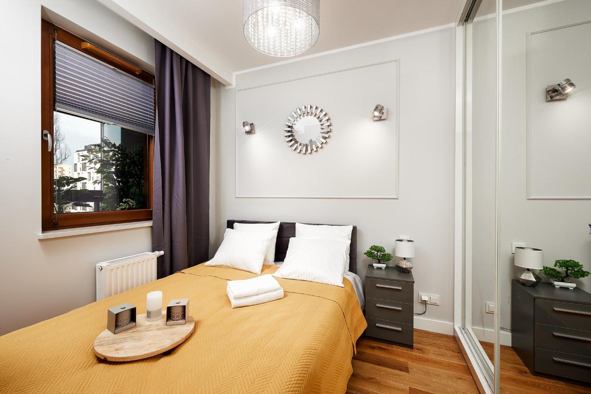 Lumina Apartment With Parking Near Muzeum Powstania วอร์ซอ ภายนอก รูปภาพ